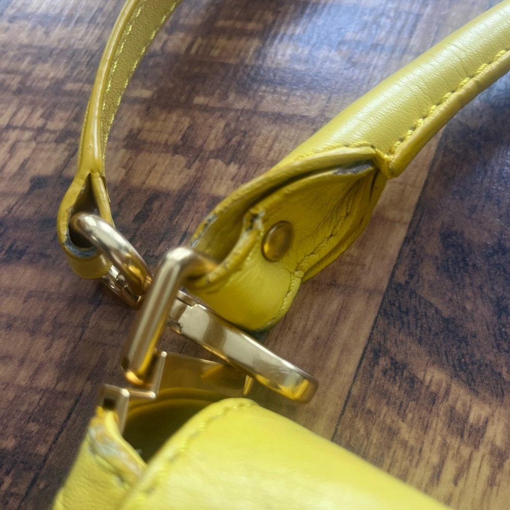 Marc by Marc Jacobs 'Natasha' turnlock leather bag - Picture 7 of 10